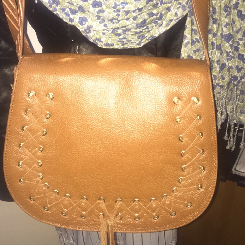 Violetta saddle/cross body bag